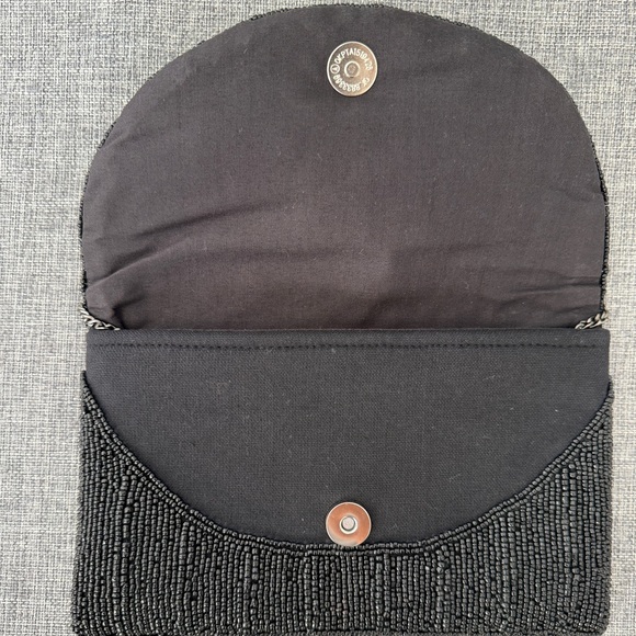 Black canvas beaded clutch - Picture 5 of 10